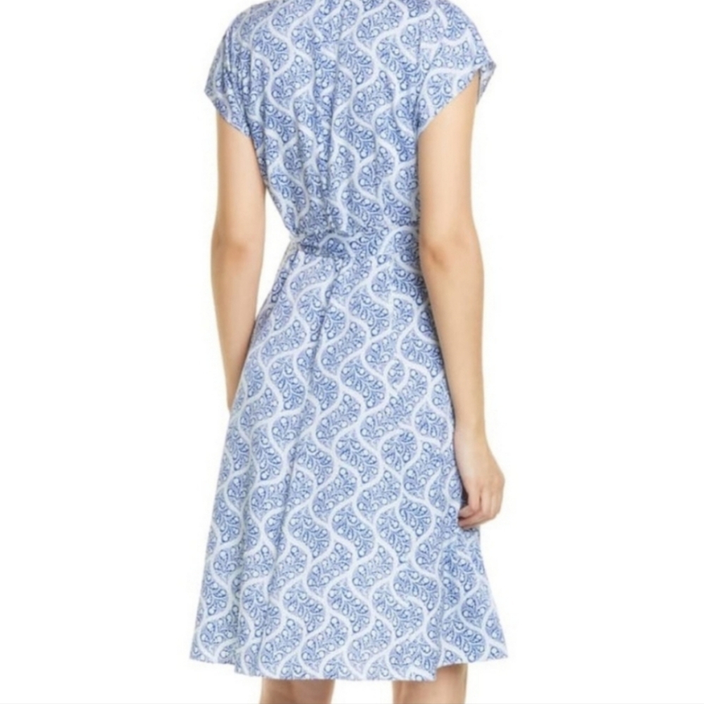 Nordstrom Signature Silk wrap cut paisley motif dress size 6โ - Picture 3 of 11